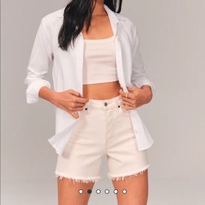 NWT Abercrombie Dad Short High Rise in White